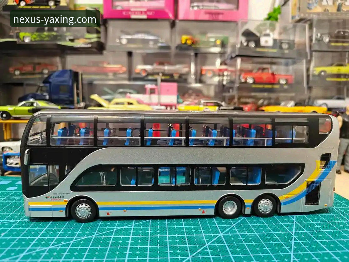 亚星客车图片详解：从官网图库到实车鉴赏指南