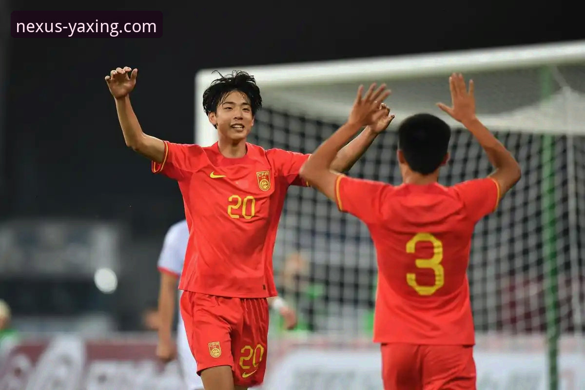 亚星客车租赁 U19国足土伦杯制胜指南:从闪电进球到神扑救,这场比赛的完整观赛攻略